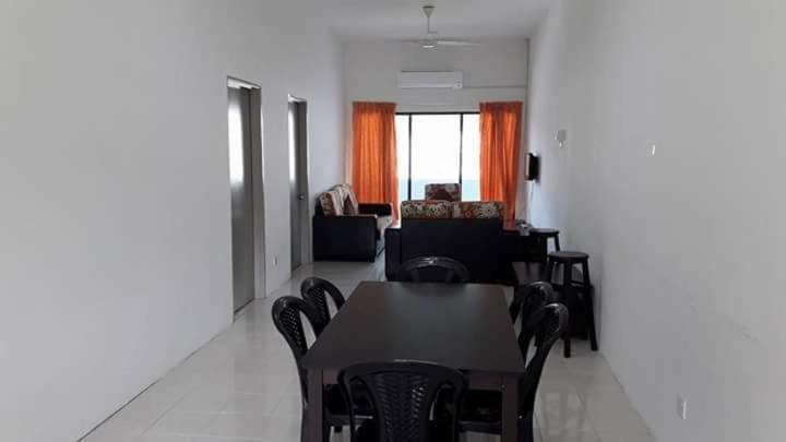 Homestay Lot 10 Pangkor Pekan Pangkor Exterior photo